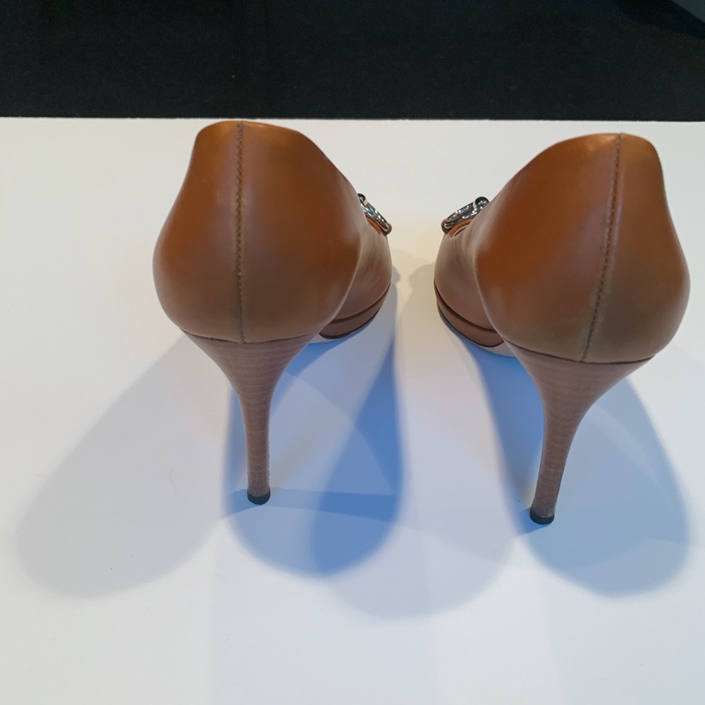 Gucci Peep Toe Pump - Picture 3 of 4